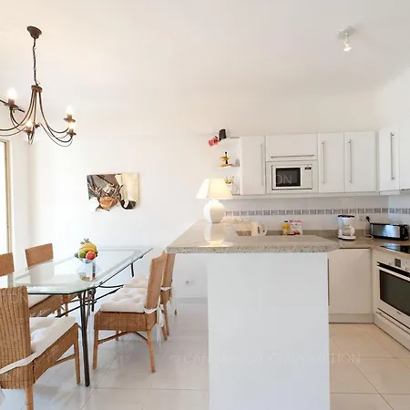 Blanc Cel Apartament Cannes