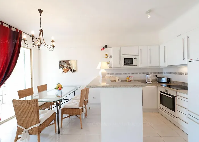 Blanc Cel Apartman Cannes